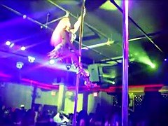 Tussi, Schwarz, Schwarz, Erotischer film, Jungendliche (18+)