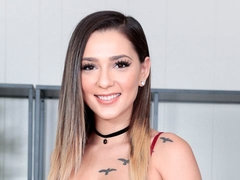 Blasen, Sperma im mund, Spermaladung, Lecken, Ablutschen, Tätowierung, Jungendliche (18+), Titten