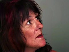 Vriendje, Naakte man aangeklede vrouw, Erotisch, Groep, Handbeurt, Moeder die ik wil neuken, Softcore pornografie, Zuigen