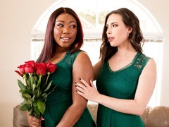 Поза 69, Большая жопа, Минет, Платье, Межрасовый секс, Лесбиянка, Милф, Пирсинг