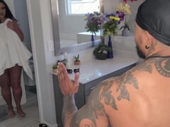Classy MILF slut Kailani Kai flaming porn clip