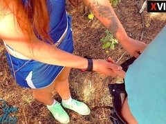 Amateur, Corrida, Madres para coger, Al aire libre, Bragas, Público, Coño, Mojado