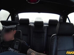 Amateur, Lécher le cul, Voiture, Tir de sperme, De plein air, Lécher le sphincter, Roumaine, Uniforme