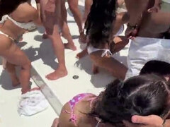 The Yatch of Dream - Wild Bang-out in the Middle of Nowhere