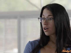 美女, フェラチオ, チン, 毛深い, ハードコア, 下着, 小柄, ポルノスター