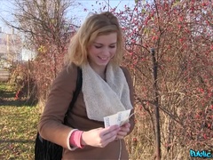 Amateur, Blonde, Sucer une bite, En levrette, De plein air, Pov, Public, Chatte