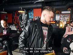 Anal, Beauté, Bizarre, Cocu, Hd, Pov, Public, Criant