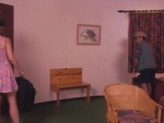 Morena, Corridas faciales, Peludo, Latina, Lesbiana, Madres para coger, Al aire libre, Clasico