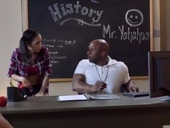 Tia Cyrus sucking her bbc teacher under his desk then getting slammed