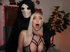 Gros cul, Grosse bite, Gros seins, Blonde, Sucer une bite, Plantureuse, Mère que j'aimerais baiser, Seins naturels