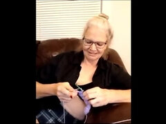 Momma Vee Peeing in Cup and Playing with Pussy - Amateur BBW Granny Solo Masturbation