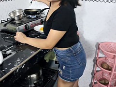 Leie, Betrug, Küche, Latina, Milf, Muschi, Stiefmutter, Titten