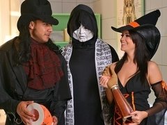 Adorable, Culo grande, Morena, Tetona, Pajear, Madres para coger, Afeitado, Trio