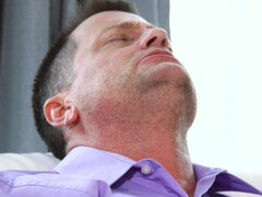 Isabella Nice gives nice blowjob to Eric Masterson