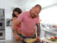 Sex with hot Gia Derza during housework