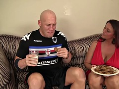 Chunky MILF Fuck