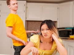 Asiático, Mamada, Semen en la boca, Corridas, Pajear, Flaco, Adolescente, Tetas