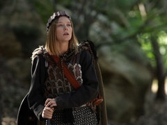 In den arsch, Braunhaarige, Fingern, Klaffend, Im freien, Muschi, Dürr, Solo