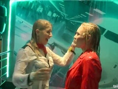 Bisexuell, Orgie, Party, Öffentlich