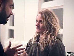 Grosse bite, Sucer une bite, Tir de sperme, Faciale, Léchez, Chatte, Tabou, Nénés