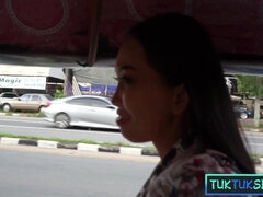 Leie, In den arsch, Blasen, Geile alte tussi, Schwanz, Hd, Milf, Thai