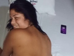 Kont naar mond, Tante, Pijpbeurt, Mollig, Man die toekijkt, Indisch, Likken, Klap