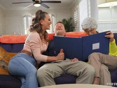 Большая жопа, Большие сиськи, Брюнетки, Семяизвержение, Член, Собачьи, Семья, Наездница