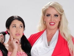 素人, デカ尻, デカパイ, ブロンド, フェラチオ, 異人種間, 淫乱熟女, オッパイの