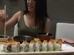 Amateur, Salle de bains, Doigter, Culottes ou slips, Piercing, Pov, Mamelons bombés, Nénés