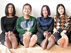 chinese women in nylon feet