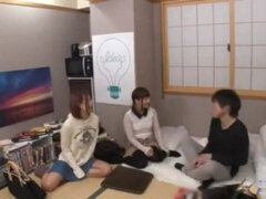 Asiático, Tetas grandes, Japonés, Adolescente, Trio, Tetas