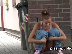 Leie, Grosser arsch, Braunhaarige, Kompilation, Pissen, Muschi, Solo, Unter dem rock