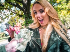 Mooi, Grote kont, Grote lul, Pijpbeurt, Hondjeshouding, Geld, Natuurlijke tieten, Tieten likken