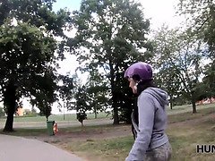 In den arsch, Blasen, Braunhaarige, Gehörnter ehemann, Hd, Masturbation, Geld, Tätowierung