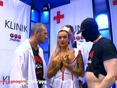 Tetas grandes, Rubia, Mamada, Tetona, Corridas, Garganta profunda, Enorme, Madres para coger