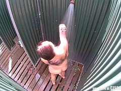 Брюнетки, Чешки, Милф, Бассейн, На публике, Душ, Подглядывание