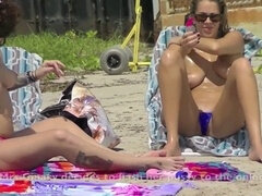 Plage, Noire, Exhib, Nue  à poil, De plein air, Culottes ou slips, Public, Sous la jupe