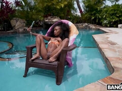 Brunette brune, Noir ébène, Hd, De plein air, Petite femme, Tatouage