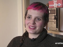 Amateur, Gros seins, Brunette brune, Clito, Doigter, Hard, Seins naturels, Chatte