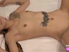 Amateur, Asiático, Mamada, Corridas, Penetracion con dedos, Novia, Hd, Tatuaje