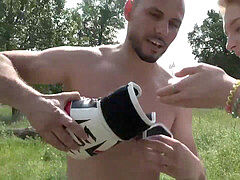 フェラチオ, イく瞬間, 手コキする, アウトドア, 公共, 垂れ乳, 剃毛, ガリガリ