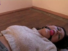 茶髪の, オーガズム, 剃毛, 拘束, おもちゃ, バイブレーター