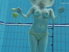 Bikini, Fetiche, Hd, Piscina, Ruso, Sexo soft, Solo, Adolescente