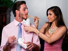 Большая жопа, Большие сиськи, Брюнетки, Грудастые, Собачьи, Лизание, Сосущие, Молоденькие