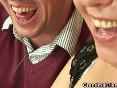 Blasen, Vollbusig, Tschechisch, Doppelpenetration, Reif, Milf, Pov, Ablutschen