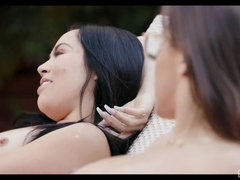 Gros cul, Sucer une bite, Brunette brune, Érotique, Léchez, Chatte, Echangistes, Nénés