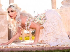 Grote kont, Grote lul, Blond, Pijpbeurt, Natuurlijke tieten, Buiten, Kort haar, Tieten likken