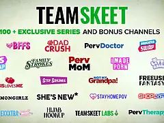 Pijpbeurt, Diep in de keel, Handbeurt, Hd, Naakt, Ruw, Schreeuwen, Stiefmoeder