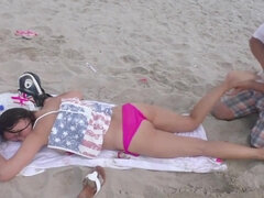 18 jaar, Enthousiasteling, Strand, Japaans, Masseren, Naakt, Openbaar, Tiener