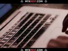 Grote mammen, Hardcore, Huisgemaakt, Masturbatie, Moeder die ik wil neuken, Kantoor, Gezichtspunt, Tieten likken